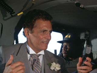 CIA agent Felix Leiter is played by David Heidson same actor who� played Leiter twice in  Live And Let Die 1973 �and Licence To Kill�1989