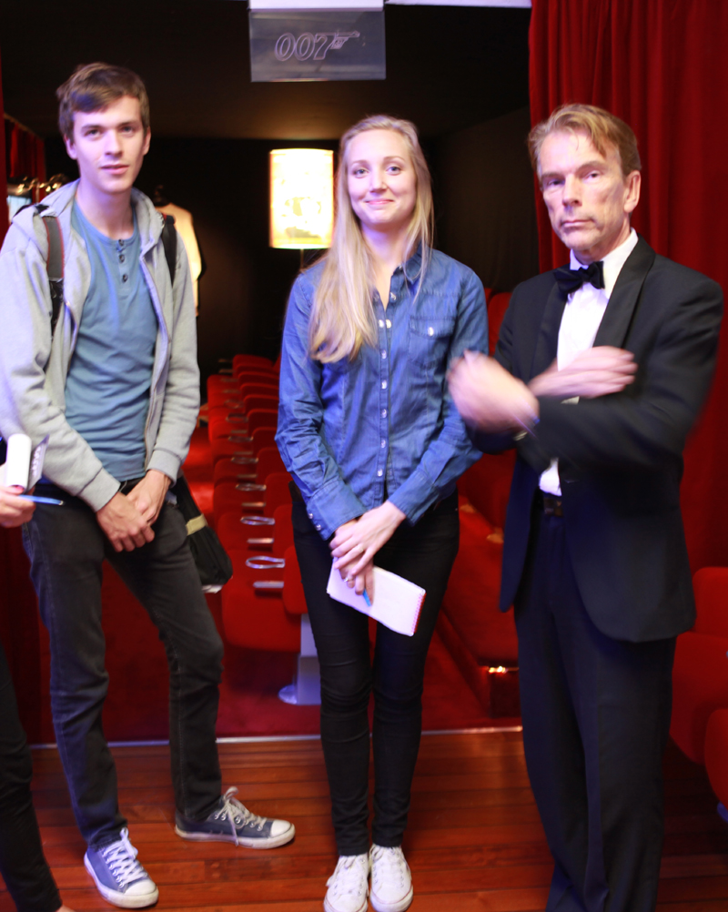  Adrian Johansen, (Norska Dagbladet foto)  Maiken Fotland, (Norska Dagbladet journalist)     James Bond Gunnar Sch�fer.