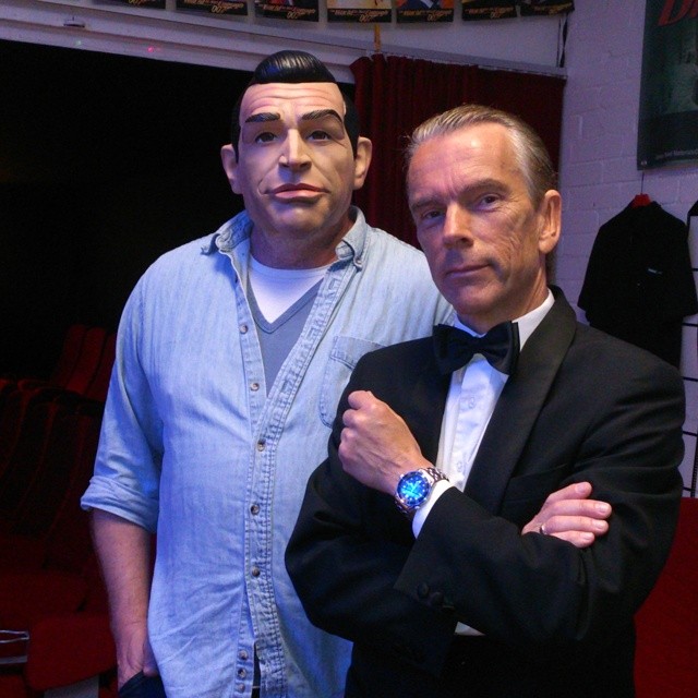 Peter Apelgren hos James Bond Gunnar Sch�fer i Nybro i James Bond 007 Museum Sverige
