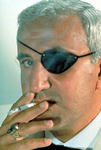 Largo spectre ring  SPECTRE is the organization created by Blofeld, Bond's archienemy.��