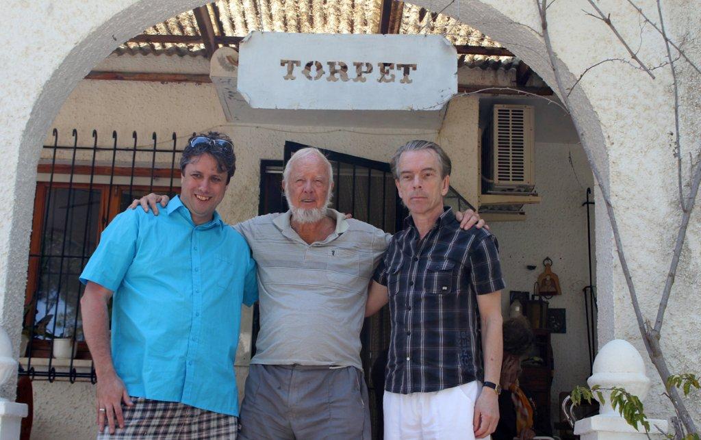 Carl Magnus Wennerholm Iwan Morelius James Bond (Gunnar Sch�fer)  i Alicante 29 mars 2012