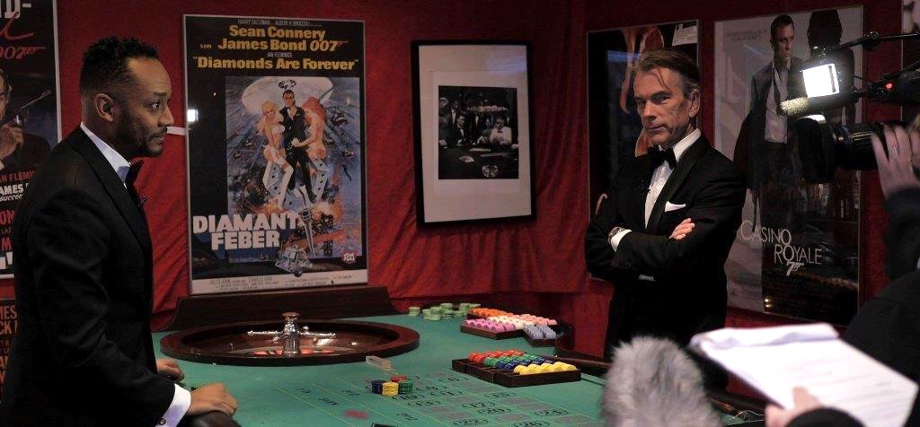  Putte Nelsson with James Bond (Gunnar Sch�fer)